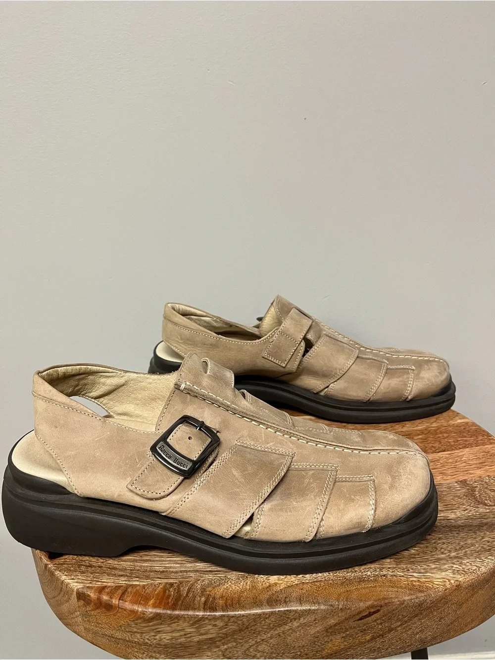 Men's Bacco Bucci Tan Leather Fisherman Sandals - Sz 9D